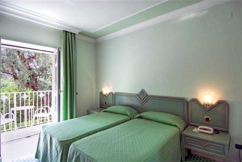 Grand Riviera 4* Sorrent